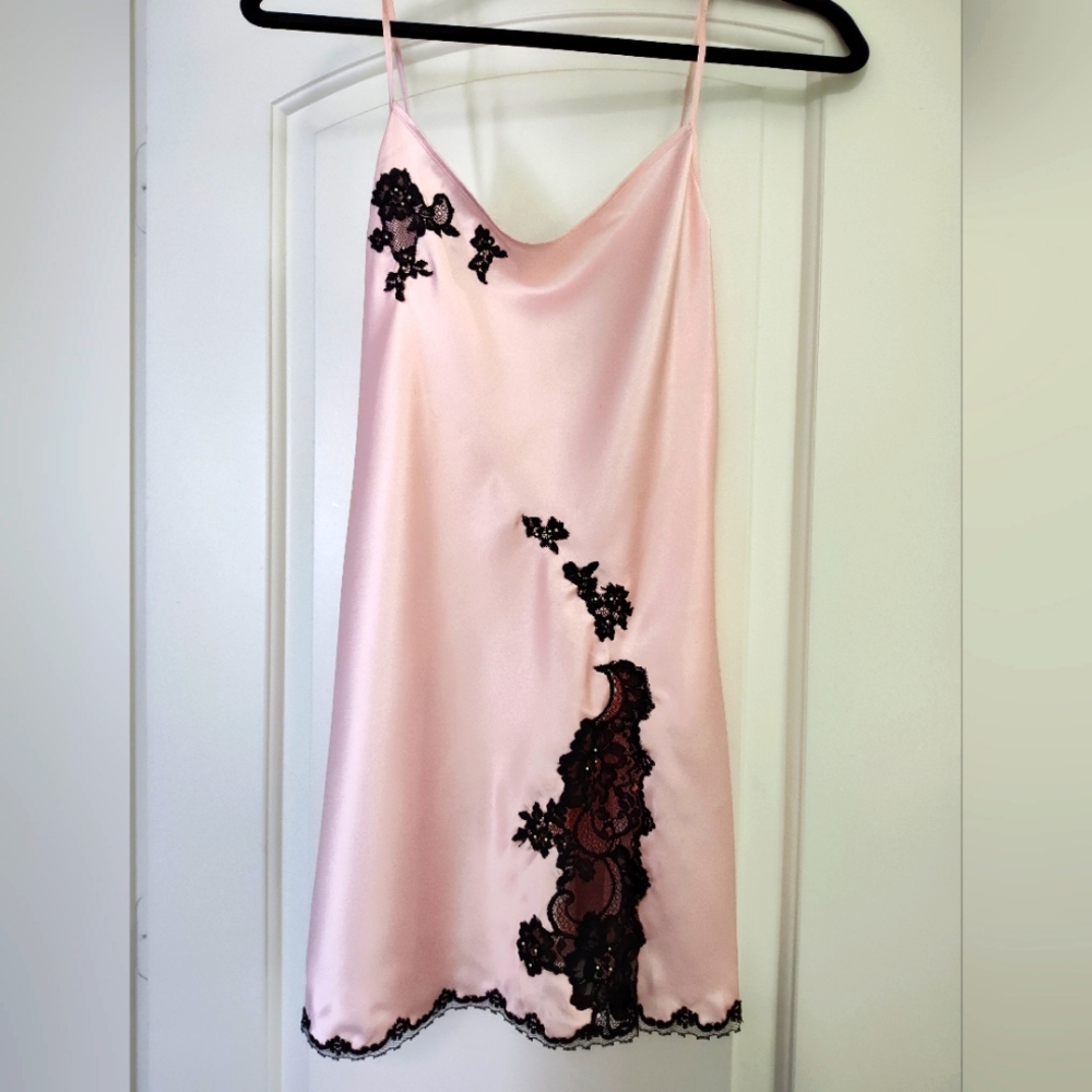 Victoria's secret chemise